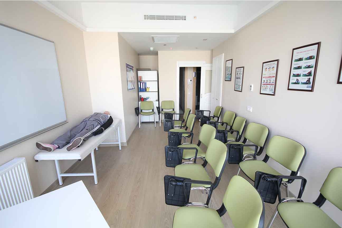 Ataşehir Sürücü Kursları | Ehliyet Özel Direksiyon Dersi‎